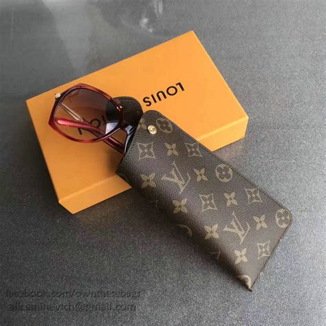 louis vuitton sunglasses holder